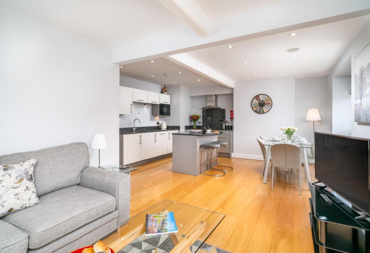 Castle Properties:Eton-The College 윈저 외부 사진