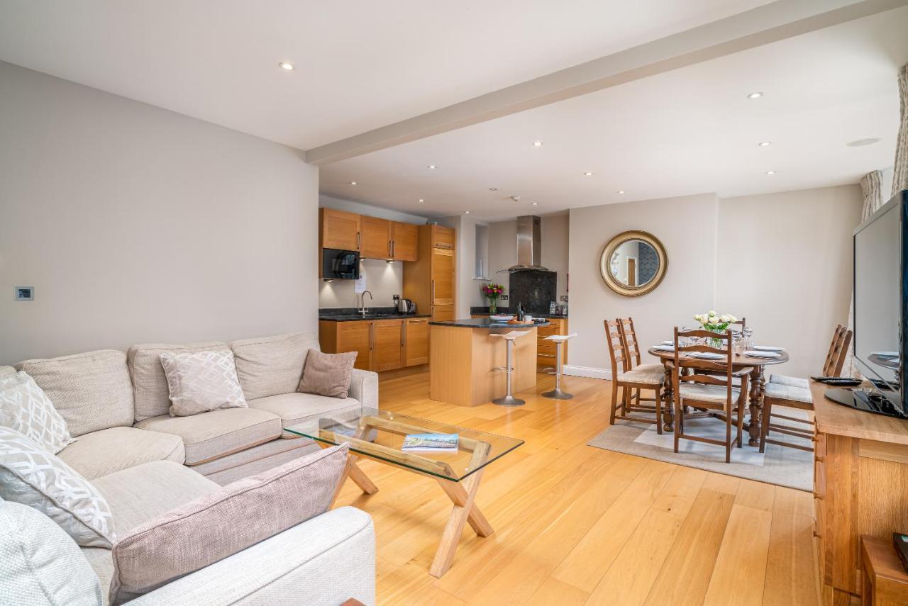 Castle Properties:Eton-The College 윈저 외부 사진