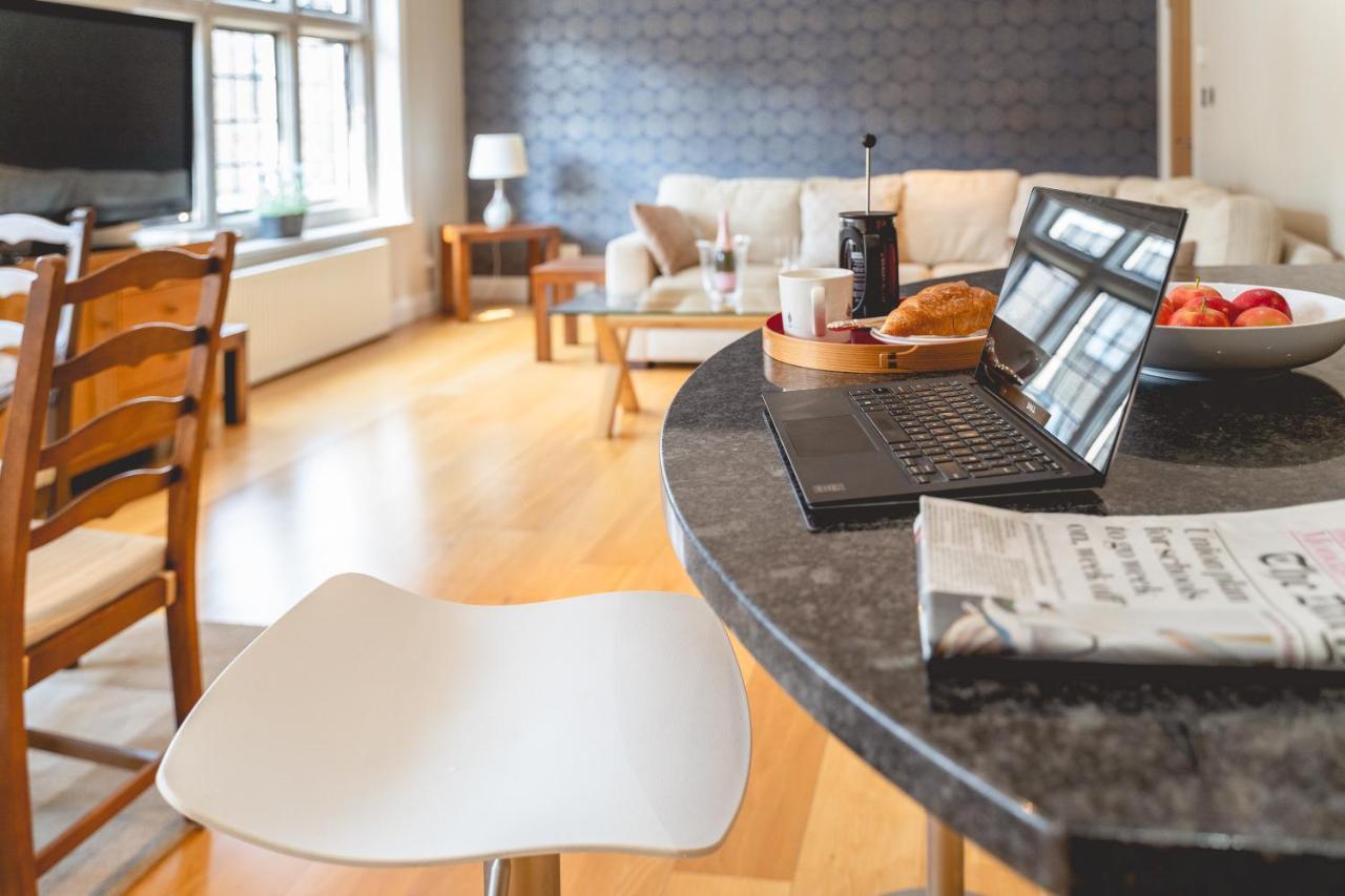 Castle Properties:Eton-The College 윈저 외부 사진
