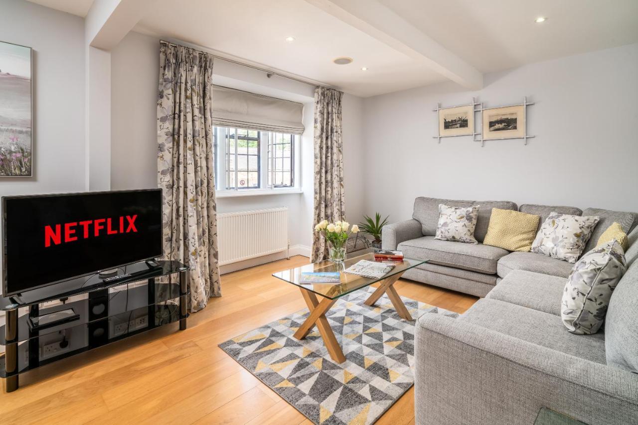 Castle Properties:Eton-The College 윈저 외부 사진