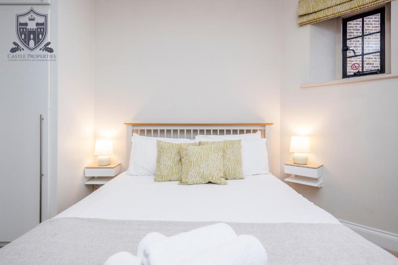 Castle Properties:Eton-The College 윈저 외부 사진
