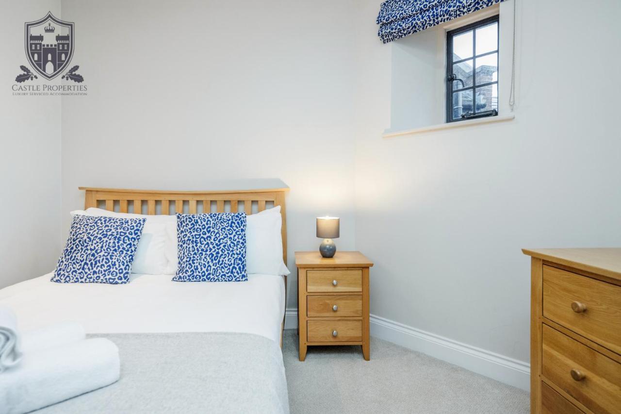 Castle Properties:Eton-The College 윈저 외부 사진