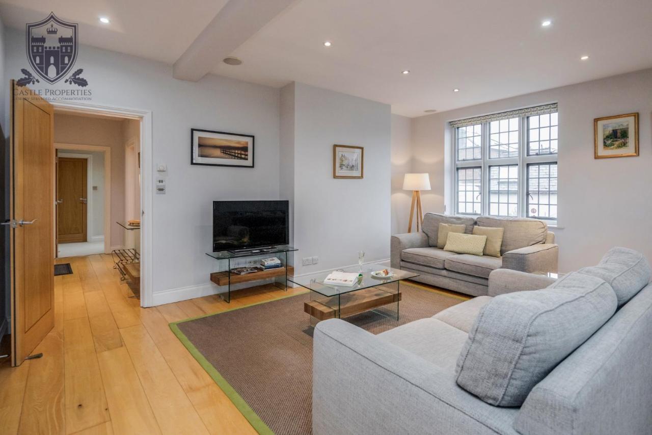 Castle Properties:Eton-The College 윈저 외부 사진